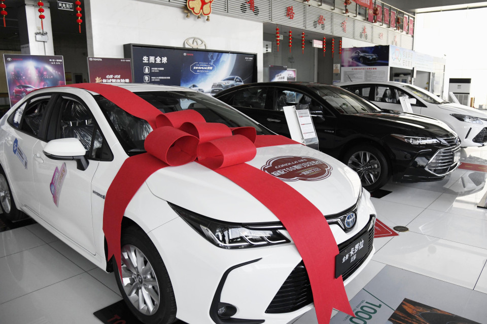 Toyota cerrará base de ventas de empresa conjunta en Beijing en medio de dura competencia